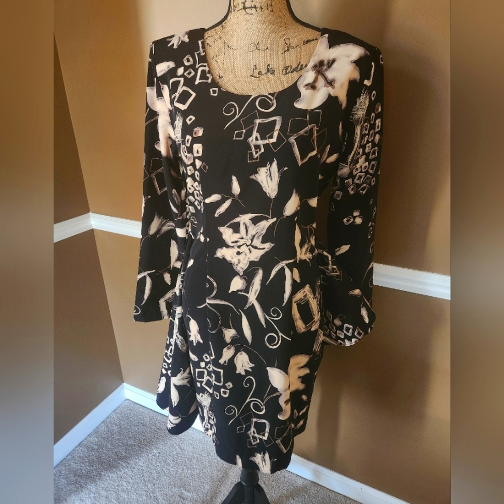 Meghan Elisse 80's Vintage Dress‎ With Hip Flaps
